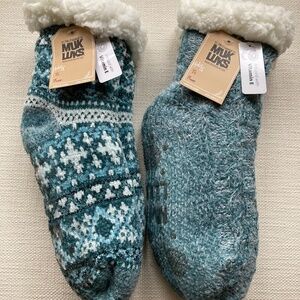 Muk Luks Women’s Blue Slipper Socks infused with Vitamin E